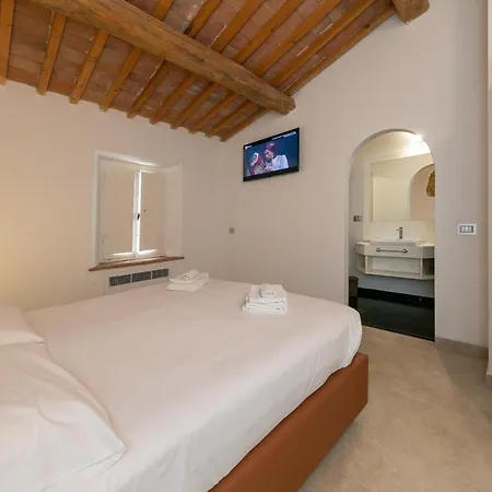 Le Fontanelle Aparthotel Montescudaio