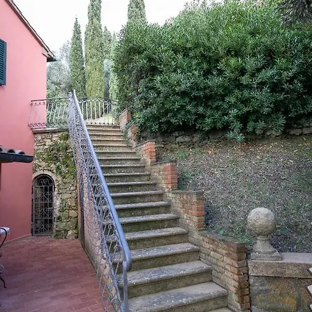 Le Fontanelle Aparthotel 3*