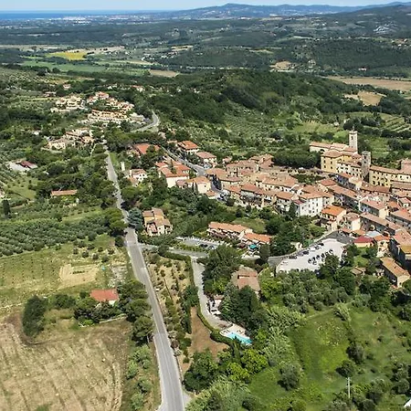 Le Fontanelle Aparthotel Montescudaio