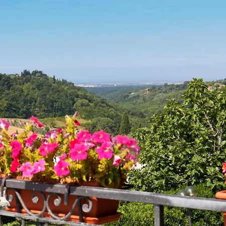 Le Fontanelle Aparthotel 3*