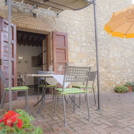 Le Fontanelle 3* Montescudaio